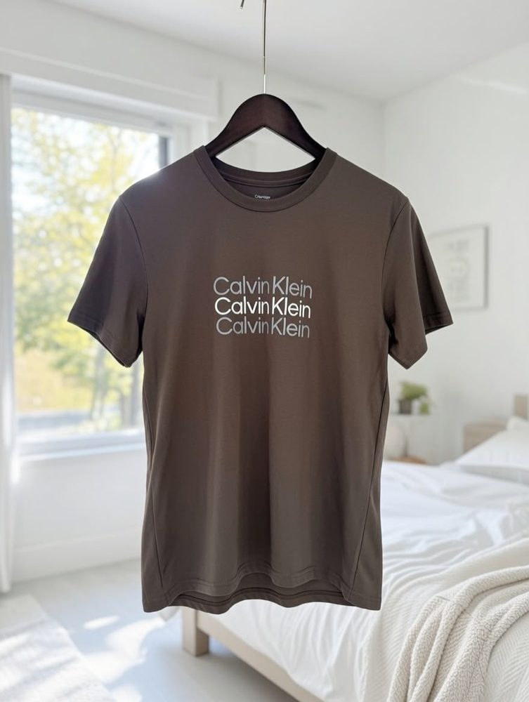 Calvin Klein Camiseta Café